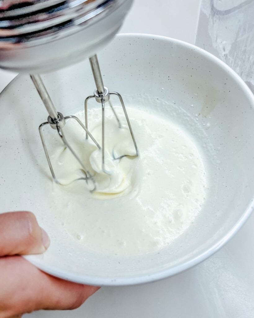 image of the whipped cream Doubling in volume (Getting close