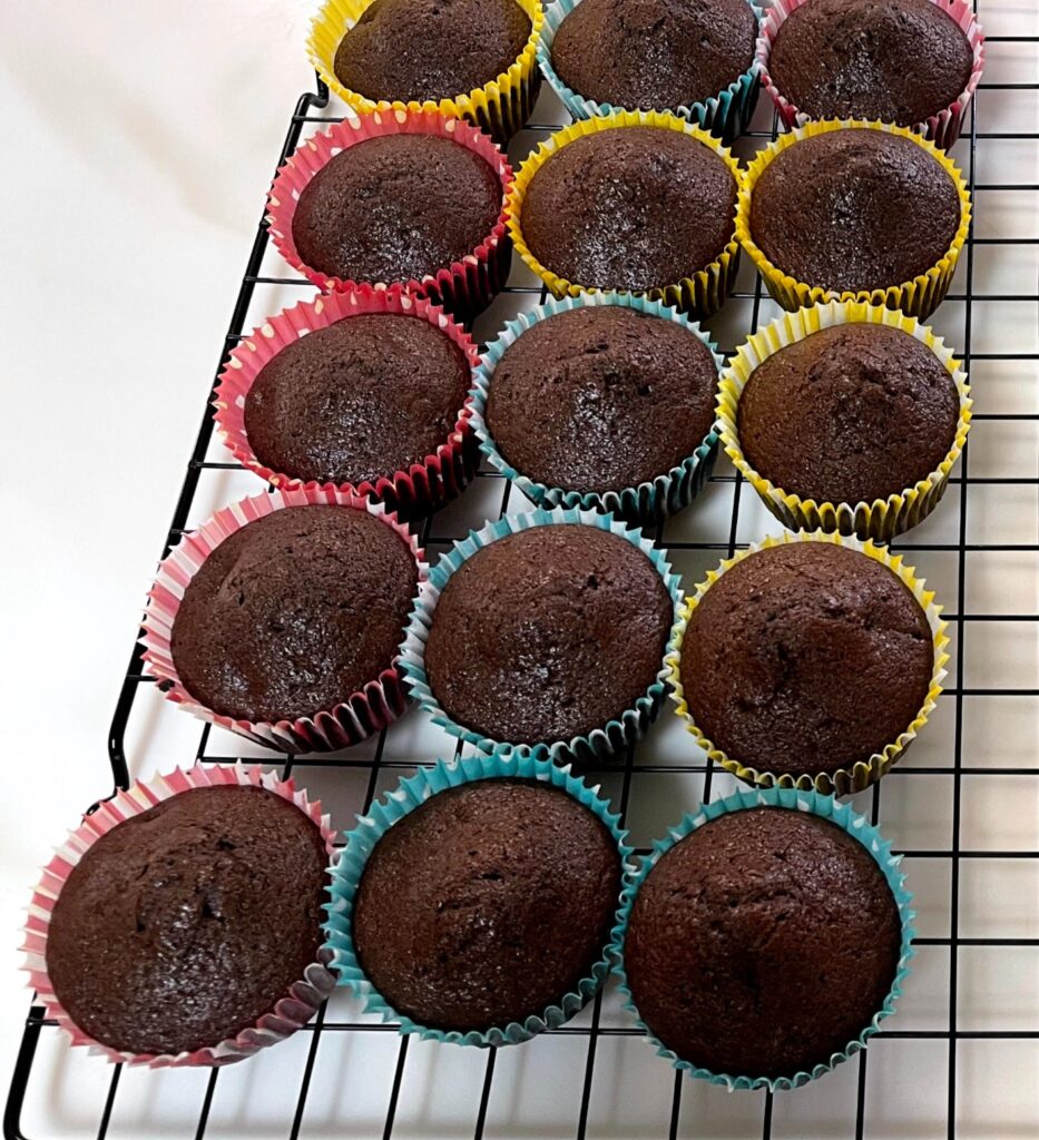 cupcakes on cooling rake after they finished baking