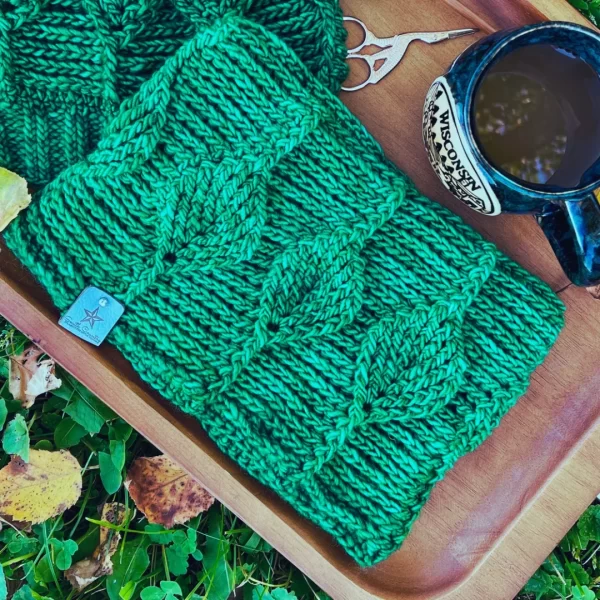 Birch Leaf Cowl Pattern image 1