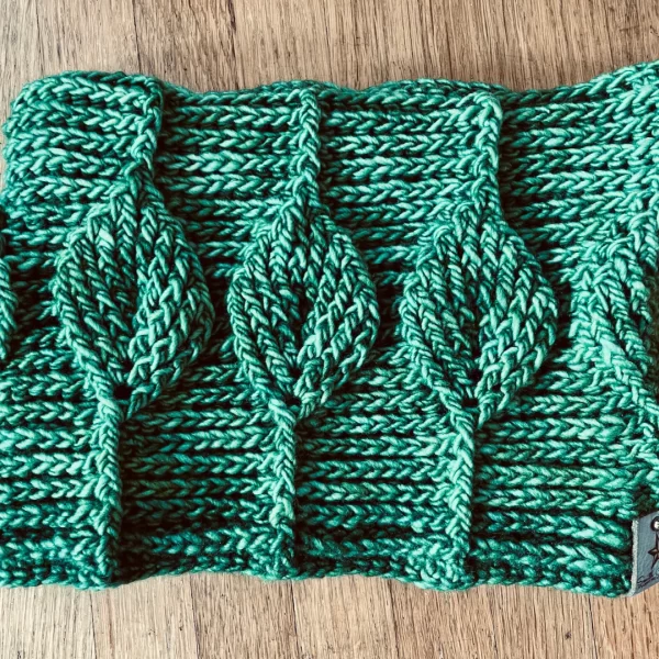 Birch Leaf Cowl Pattern image 2