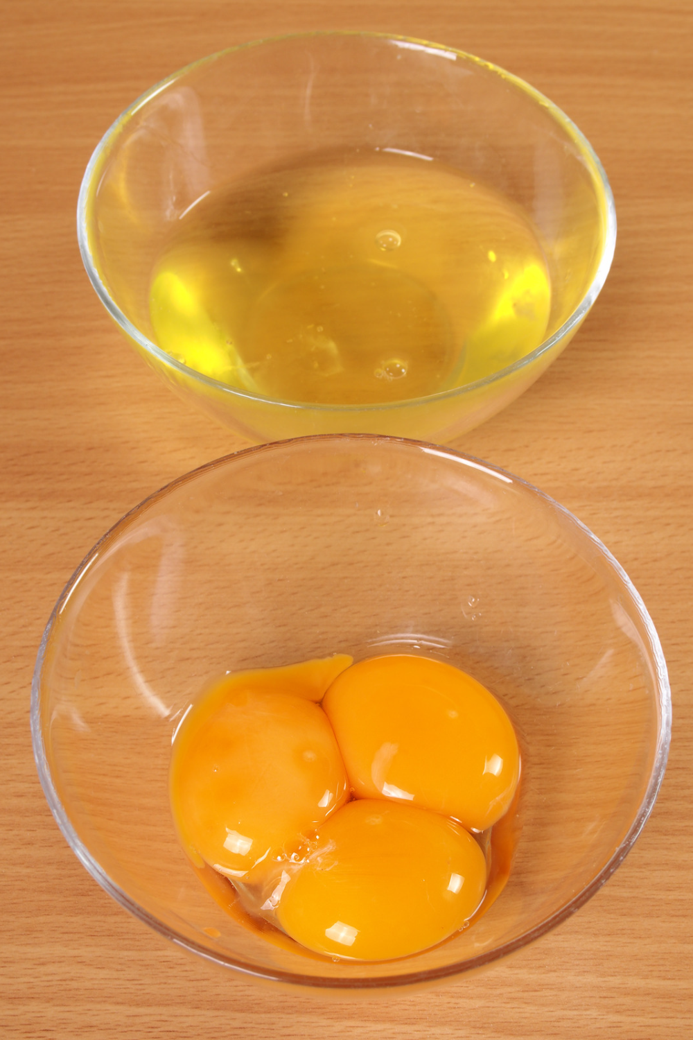 egg yolks and whites separated
