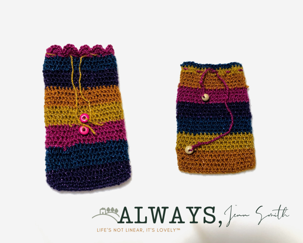 Small tech bag comparison. The smaller one on the right used the same yarn, but a 3.0 mm hook (and more chains to start) It comes to approximately 5 inches in length instead of 6.5 inches.