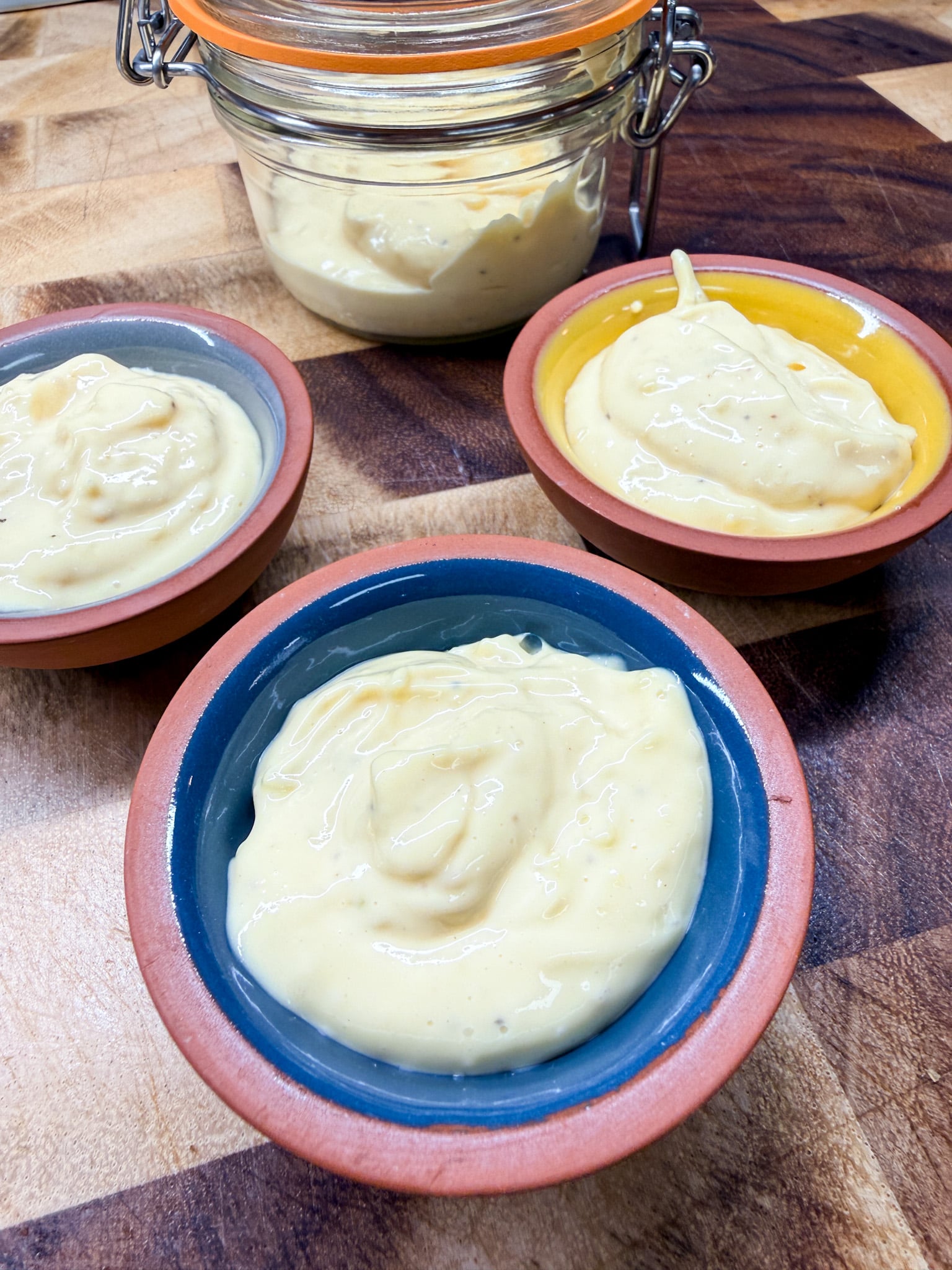 shortcut garlic aioli in a small bowl